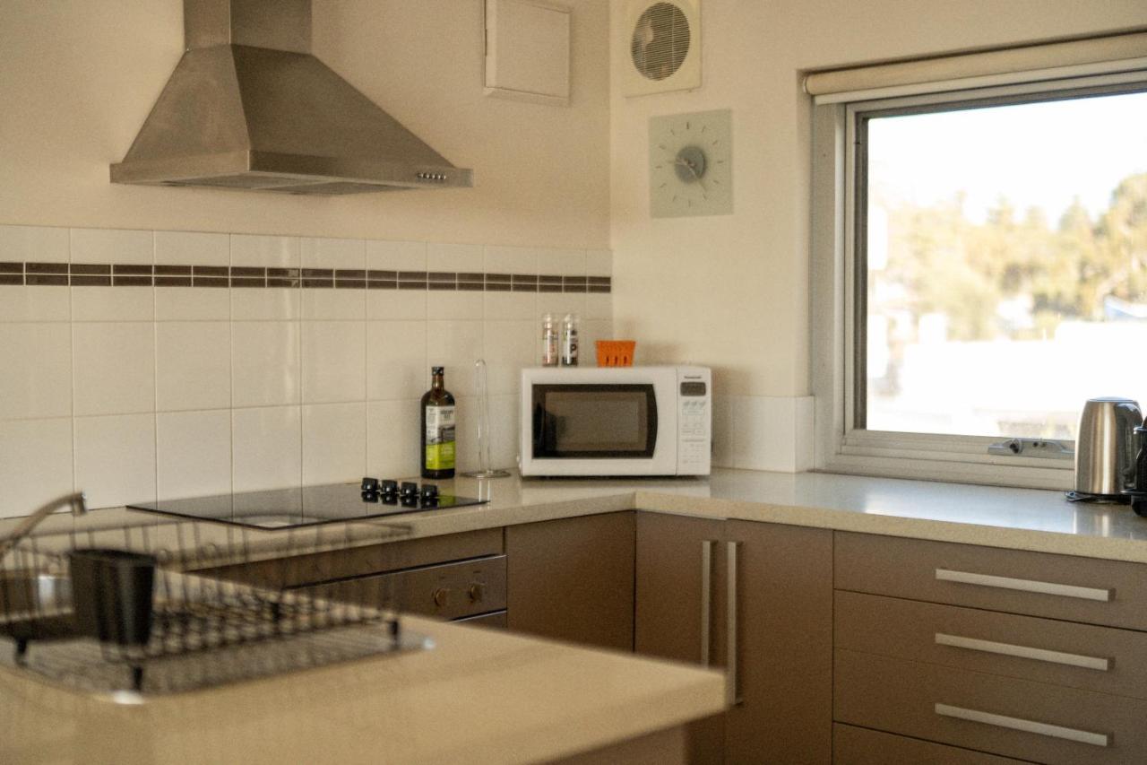 Beach View Apartment In Cottesloe เพิร์ท ภายนอก รูปภาพ