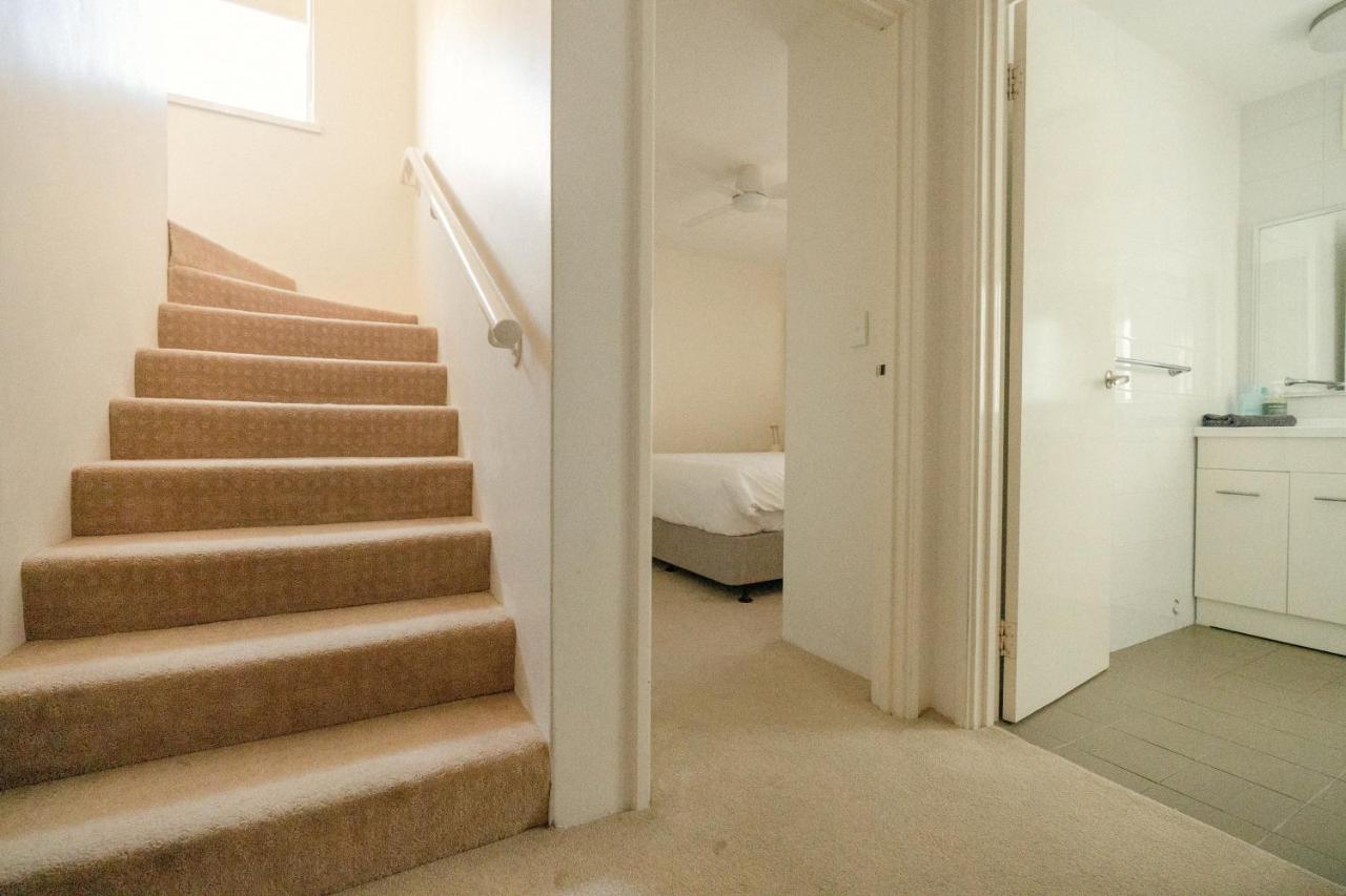 Beach View Apartment In Cottesloe เพิร์ท ภายนอก รูปภาพ